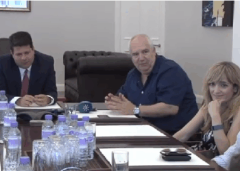 Los trabajadores transfronterizos, la baza de Picardo frente a Margallo