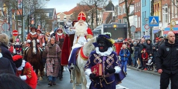 Historia de ‘Sinterklaas’, el Papá Noel holandés que trae los regalos desde España