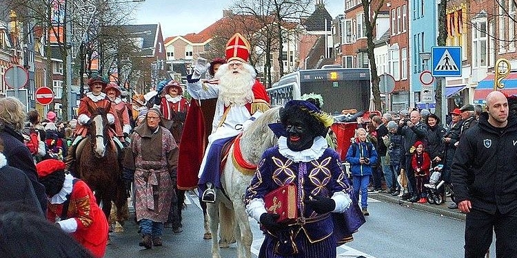 Historia de ‘Sinterklaas’, el Papá Noel holandés que trae los regalos desde España