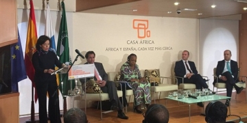 Sáenz de Santamaría: “En África se juega buena parte de nuestro futuro”