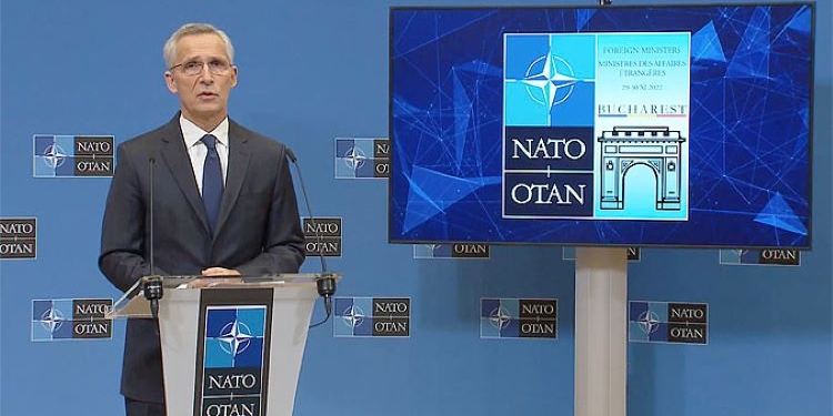 Albares y sus homólogos de la OTAN abordan este semana en Rumanía el apoyo a Ucrania