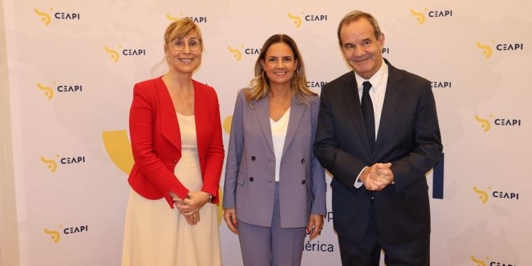 CEAPI acoge un encuentro de Sumelzo con los principales empresarios de Iberoamérica