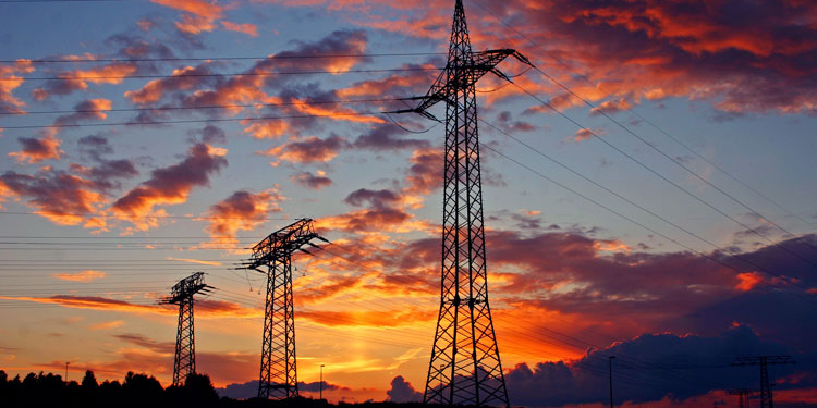 España aplica nuevas tarifas eléctricas según los horarios