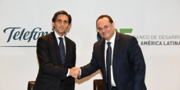 Telefónica y CAF impulsarán la digitalización en América Latina de forma conjunta