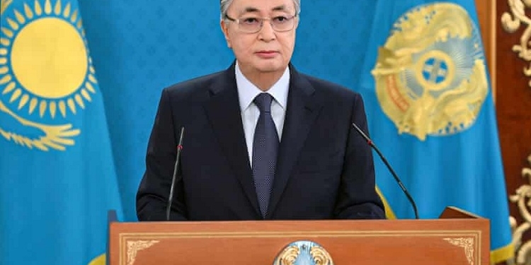 PP y Ciudadanos quieren que Albares explique la postura de España sobre Ucrania y Kazajistán