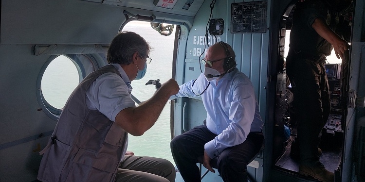 Fernández Trigo recorre el litoral afectado por el vertido de Repsol en Perú