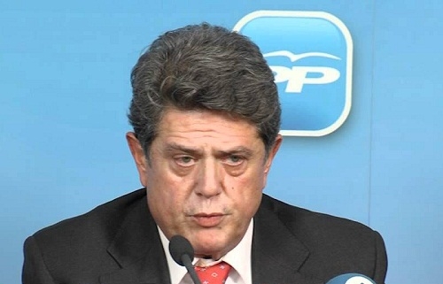 Trillo presenta su dimisión como embajador en Londres