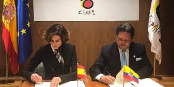 España y Ecuador refuerzan la cooperación en turismo sostenible