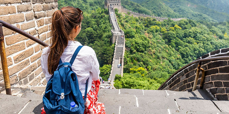 Una turista española en la Gran Muralla.