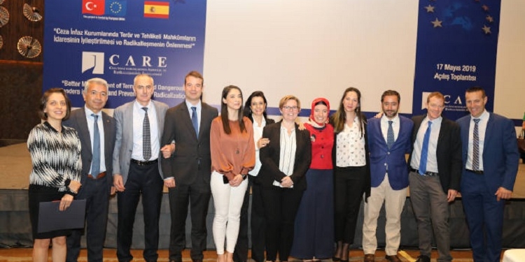 España colabora con Turquía para prevenir la radicalización en las cárceles