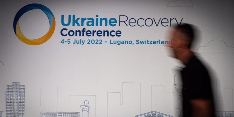 España anuncia 250 millones de euros para agricultura y renovables en Ucrania