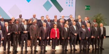 Borrell: “Europa invierte mucho más en África, pero China lo hace más rápidamente”