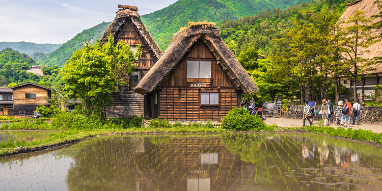 La OMT busca otorgar un merecido reconocimiento a los pueblos de todo el mundo que han mostrado compromiso con la promoción de su patrimonio cultural.
