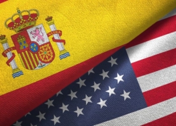 España y la UE vuelven a restringir los viajes desde EEUU por el aumento del COVID