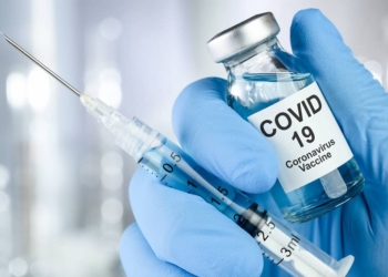 España prepara una “diplomacia de las vacunas” con las dosis sobrantes asignadas por la UE