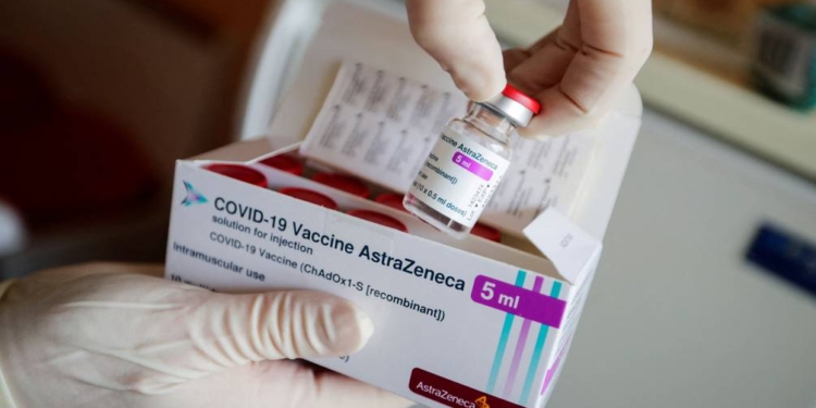 España acelera las donaciones de vacunas a América Latina a través de COVAX