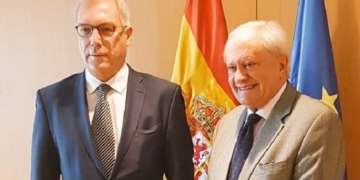 España y Rusia reconocen la necesidad de mejorar las relaciones comerciales
