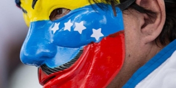 Venezuela acusa de «injerencista» a España por su apoyo al revocatorio