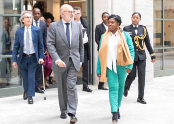 Fernández Trigo recibe a la vicepresidenta de Colombia, que aboga por una nueva relación con España