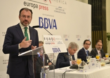Videgaray reclama que se restablezcan las instituciones democráticas en Venezuela