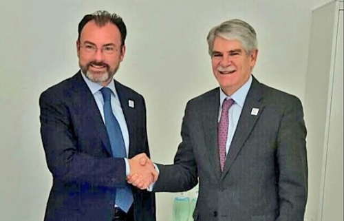 Dastis cree que la política de Trump no afectará a empresas españolas en México