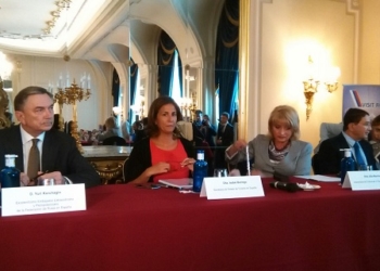 Rusia elogia el régimen español de visados para los turistas rusos