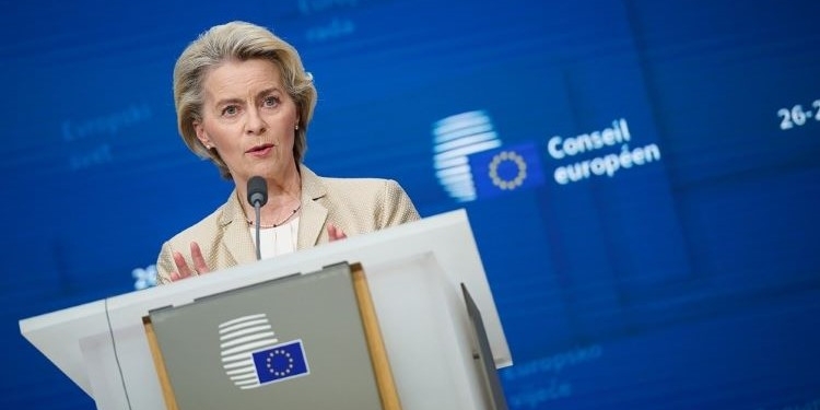 Von der Leyen ante los embajadores de la UE: hay que evitar “otro conflicto congelado” en Ucrania