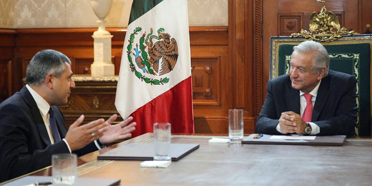 El secretario general de la OMT y el presidente de México, durante su reunión./ Foto: OMT