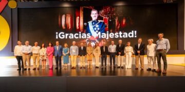 El VII Congreso de CEAPI homenajea al Rey en el décimo aniversario de su reinado