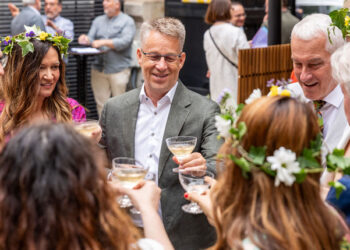 El embajador sueco celebra la Fiesta de Midsommar en uno de sus últimos eventos en España