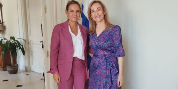 La Embajada de Uruguay celebra su Fiesta Nacional y homenajea al General Artigas