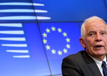 The EU prohibits political parties and media providers from “accepting Russian financial aid”