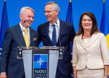 Spain signs Finland and Sweden accession protocols to NATO