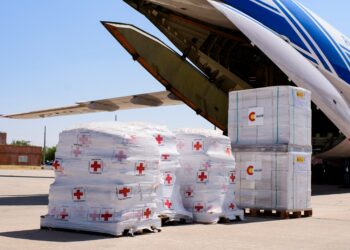 Spain sends 30 tonnes of humanitarian aid after the earthquake
