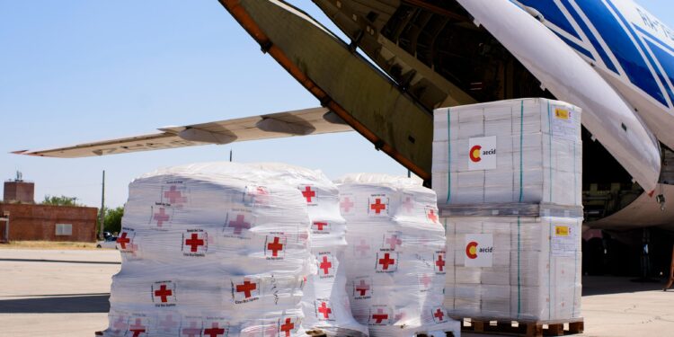Spain sends 30 tonnes of humanitarian aid after the earthquake