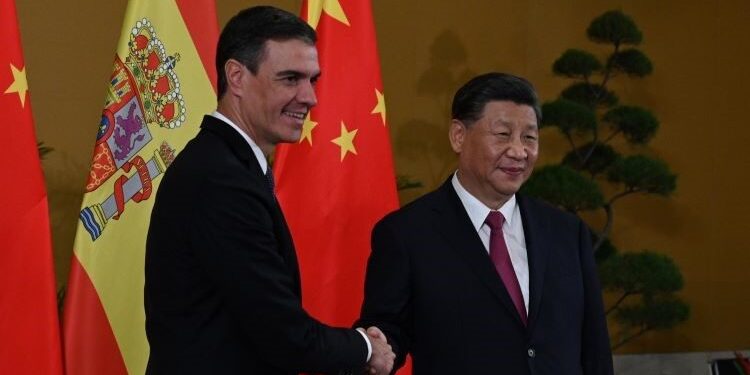 Sánchez asks Xi Jinping to “use influence” on Russia to “put an end to war”