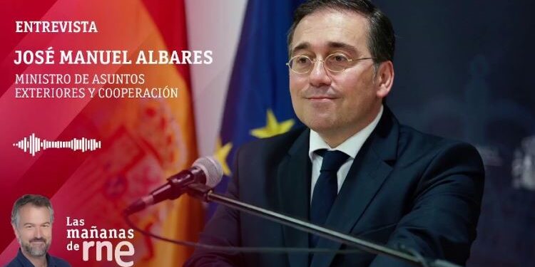 Albares assures that Orbán “flies freely” and “does not represent Europe” when he meets with Putin