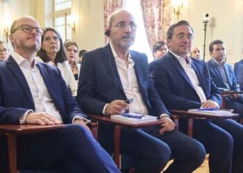 Albares: el conflicto en Oriente Medio “puede desbordarse en cualquier momento”