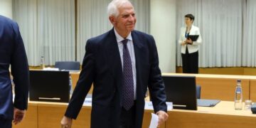 Borrell traslada a Bruselas la reunión de Exteriores convocada por Orbán en Budapest
