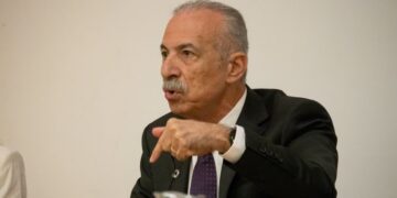 The Palestinian ambassador accuses Von der Leyen of giving a blank check to Israel to commit “genocide”