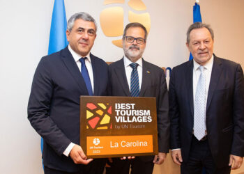 El embajador de Argentina visita la Organización Mundial del Turismo