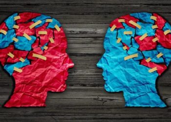 La deconstrucción de las ideologías globales