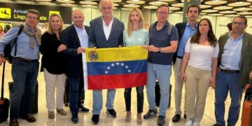 PP MPs expelled from Venezuela accuse the Government of being with Maduro