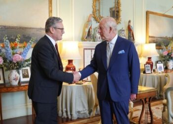 Sánchez felicita a Starmer por la “histórica victoria del laborismo” en las elecciones británicas