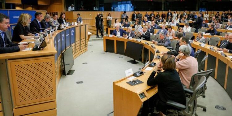 PP and PSOE share the eight Spanish coordinators in the European Parliament commissions