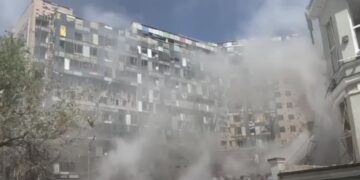 Albares condena el “brutal ataque ruso” contra el hospital infantil de Okhmatdet en Kyiv