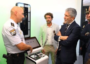 Grande-Marlaska anuncia que la “frontera inteligente” de Ceuta estará lista “antes de final de año”
