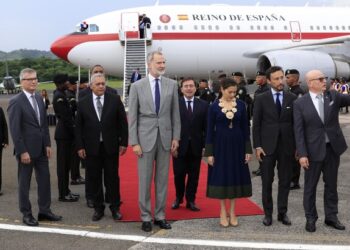 The King arrives in Panama to attend the inauguration of Mulino as president