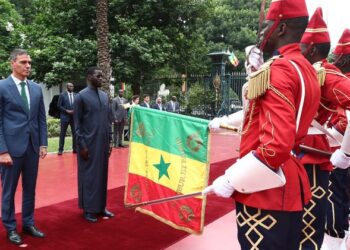 Sánchez’s tour of Africa ends amidst reproaches with the PP over immigrant deportations