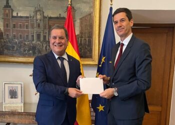 New Peruvian ambassador to Spain presents the Copies of his Credentials